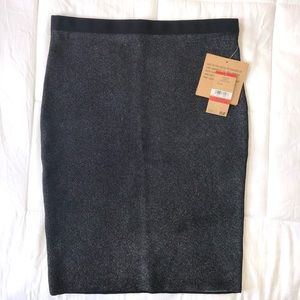 Rachel Roy Holiday Special Occasion Pencil Skirt Black iridescent size XS.